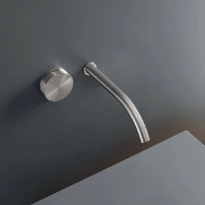 Настенный прогрессивный смеситель с носиком L. 220 мм  GIO44 CEADESIGN