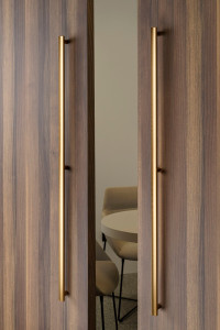 Мебельная ручка / ручка