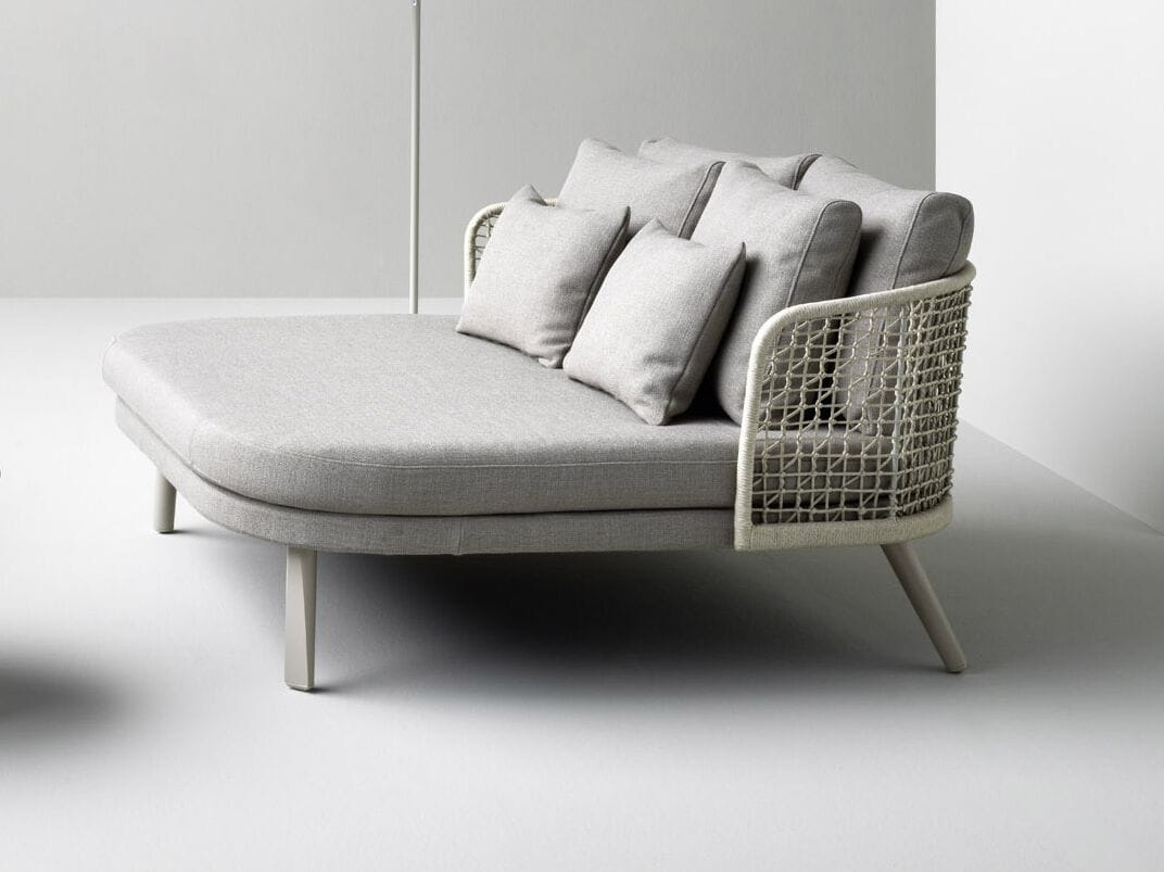 Садовая спальная кровать с синтетическим волокном Varaschin Эмма ARCH-00068864