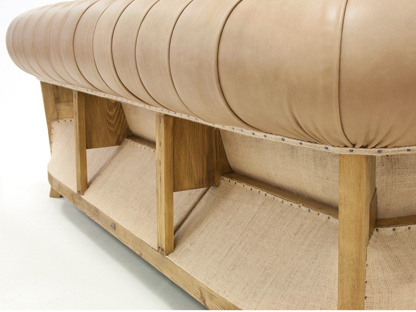 3-местный кожаный капитонный диван CREARTE COLLECTIONS Chesterfield Loor Essence ARCH-00061646 - Вид №13