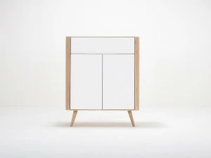 Gazzda Комод из дуба с распашными дверцами Ena 074