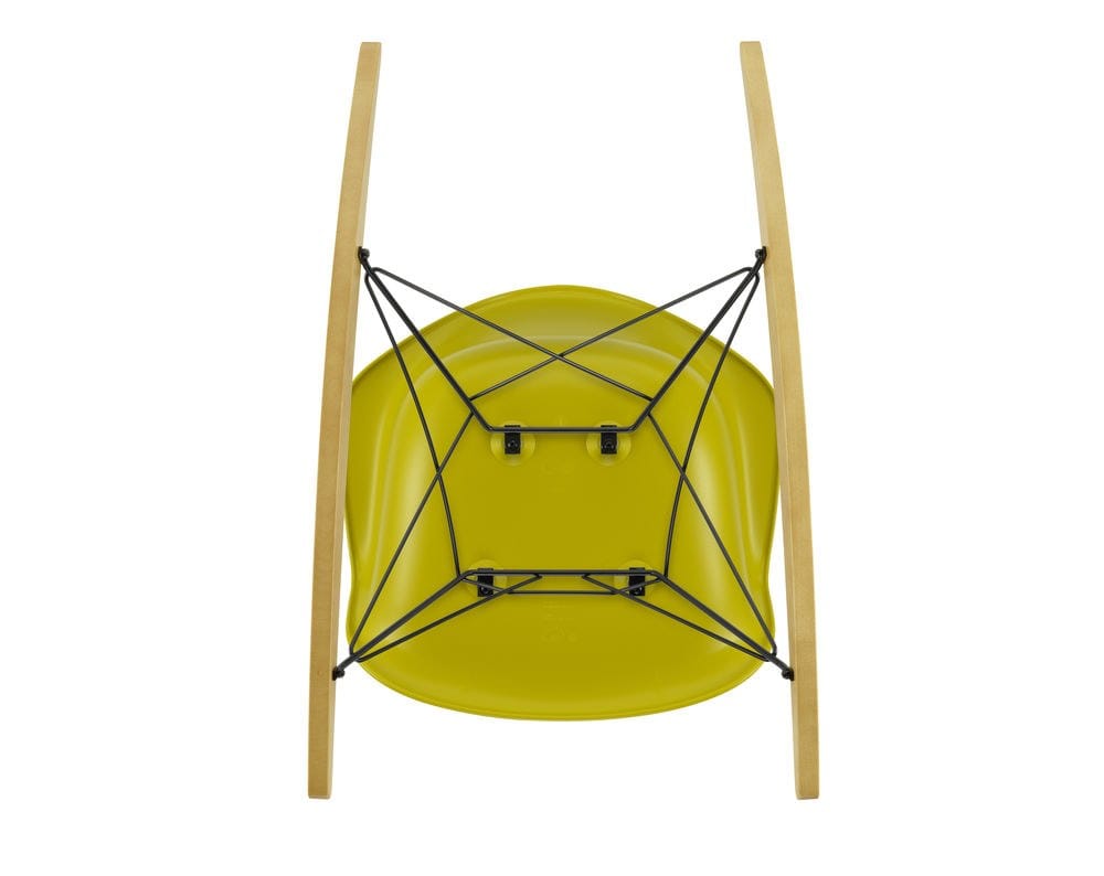Мягкое тканевое кресло-качалка с подлокотниками VITRA Eames Plastic Chair ARCH-00023828 - Вид №150