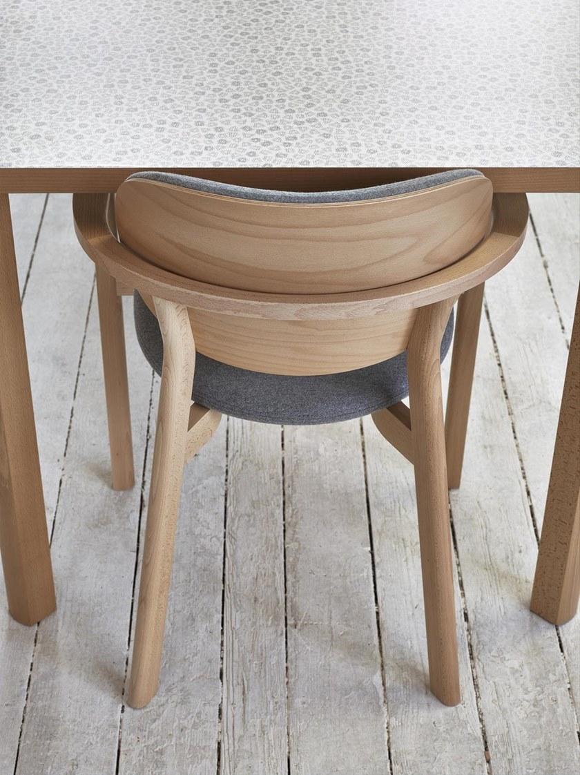 TON Стул из мягкой ткани штабелируемый с подлокотниками Santiago 02 sun-id-1425759 - Вид №8