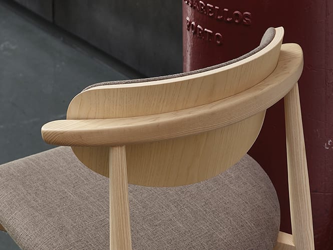 Деревянный стул ресторана More Contract Joanna ARCH-00043585 - Вид №2