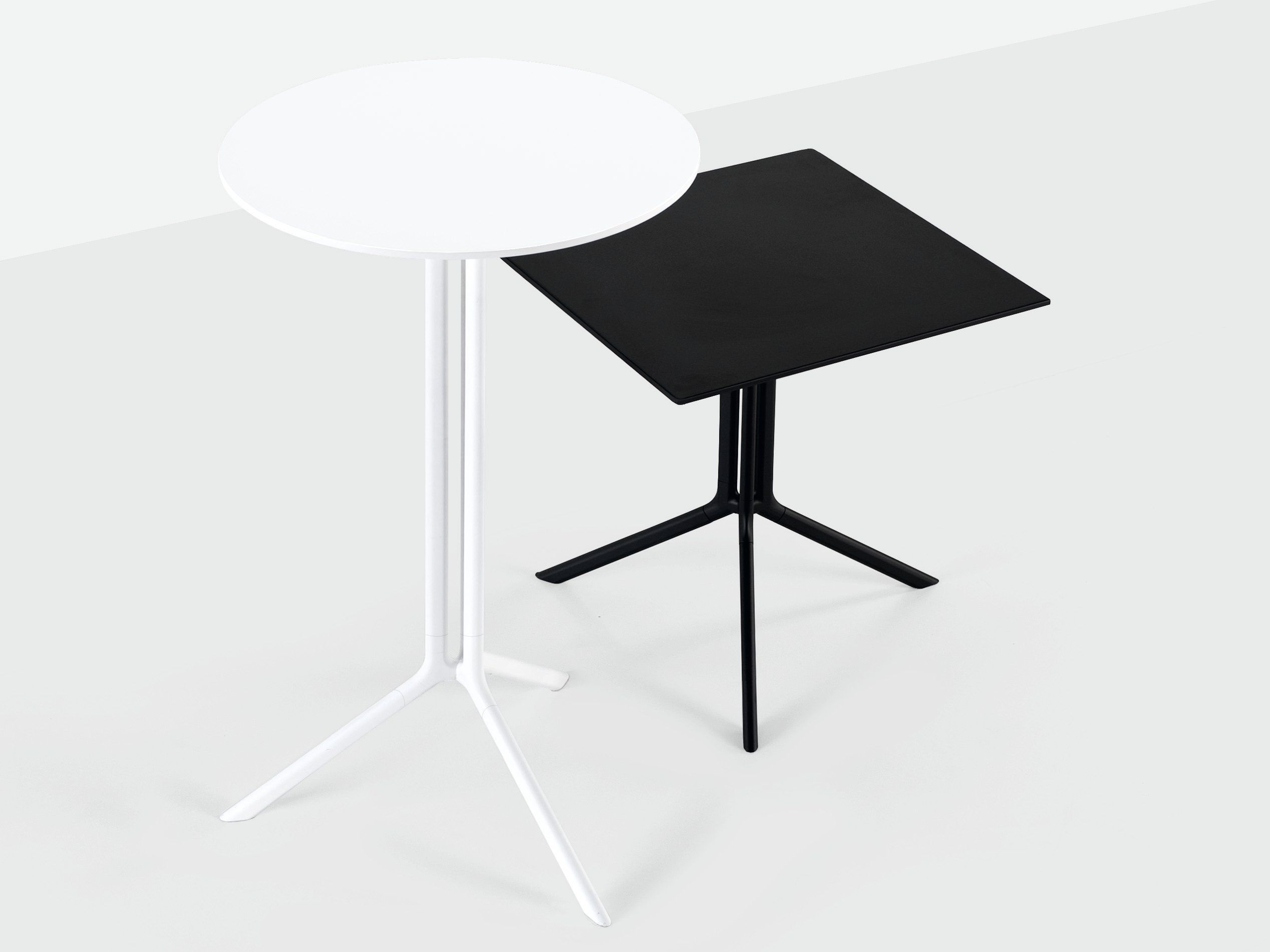 Круглый складной журнальный столик Kristalia Poule ARCH-00080306 - Вид №2