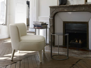 Кресло с подлокотниками