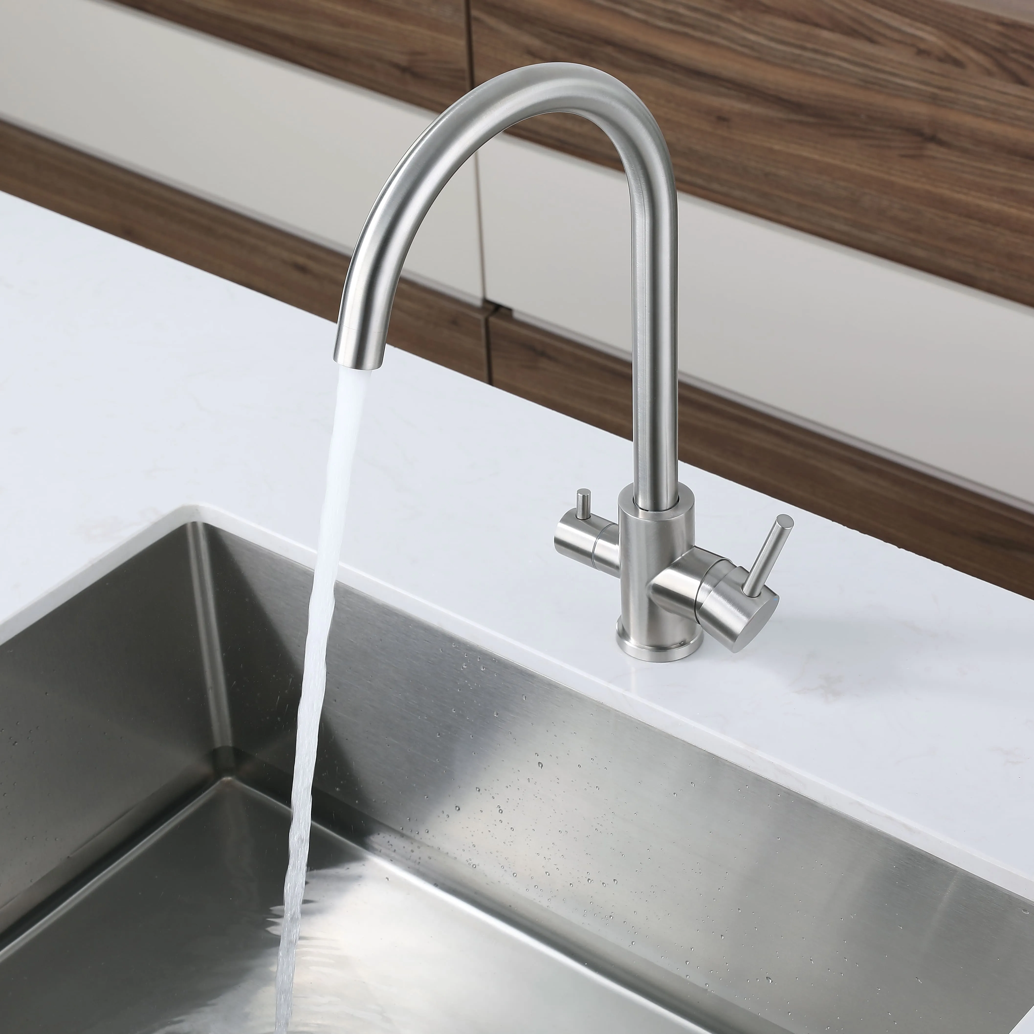 Кухонный смеситель Z-5420 белый GranFest QUARZ - Вид №2