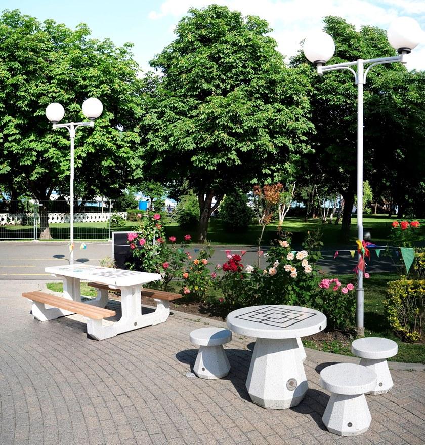 ENCHO ENCHEV - ETE Круглый игровой стол из бетона  188  - Вид №3