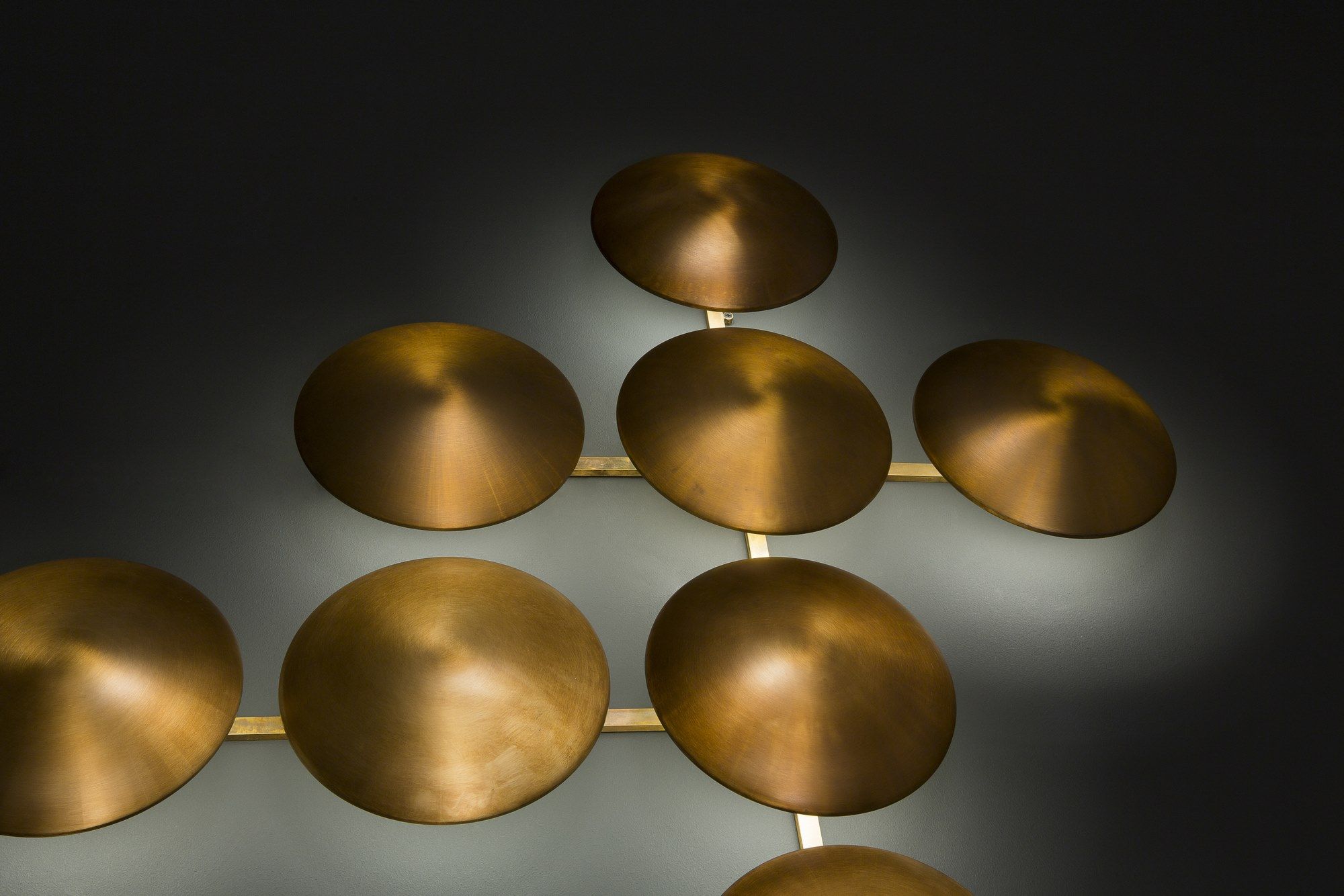 Металлический светодиодный настенный светильник Henge WALL CLIPS ARCH-00086581