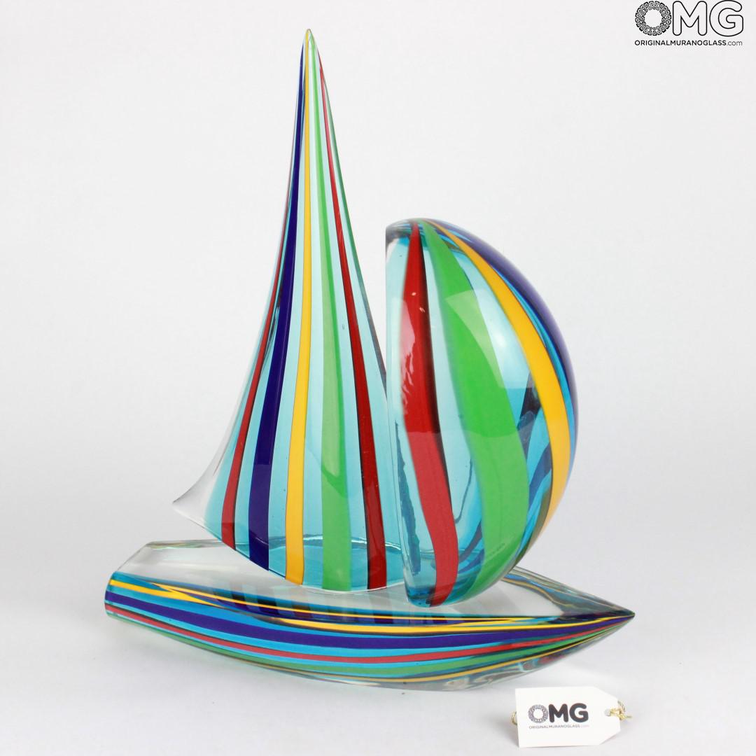 1603 ORIGINALMURANOGLASS Скульптура Зелёный Парусник с цветными полосками - автор Andrea Tagliapietra - муранское стекло 33 см  - Вид №1