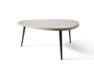 Высокий садовый стол с многослойной столешницей