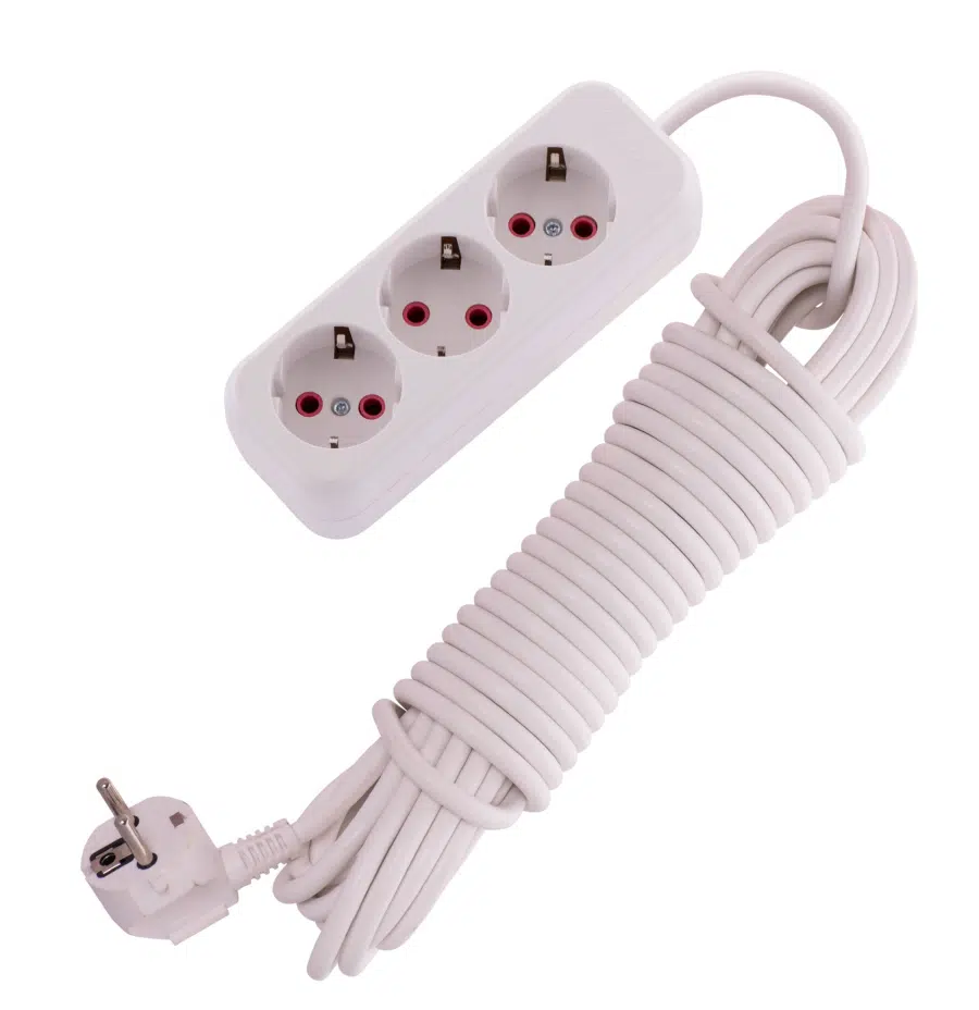 LILA Удлинитель с заземлением 3 входа 10 метров белый LEZARD 720-0310-301