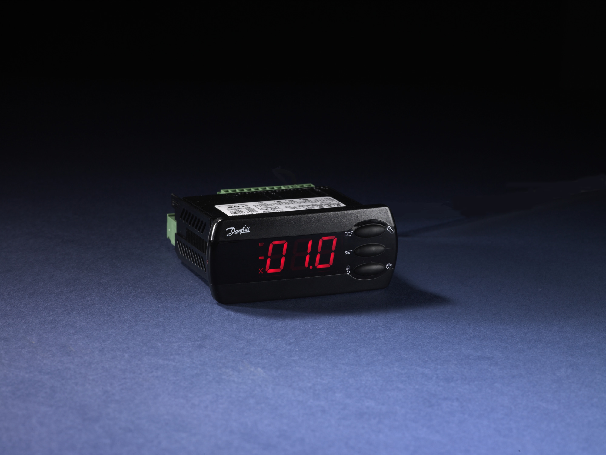 Danfoss AK-CC 210/250/350 AK-CC 210 Контроллер испарителя и уровня 084B8620  - Вид №7