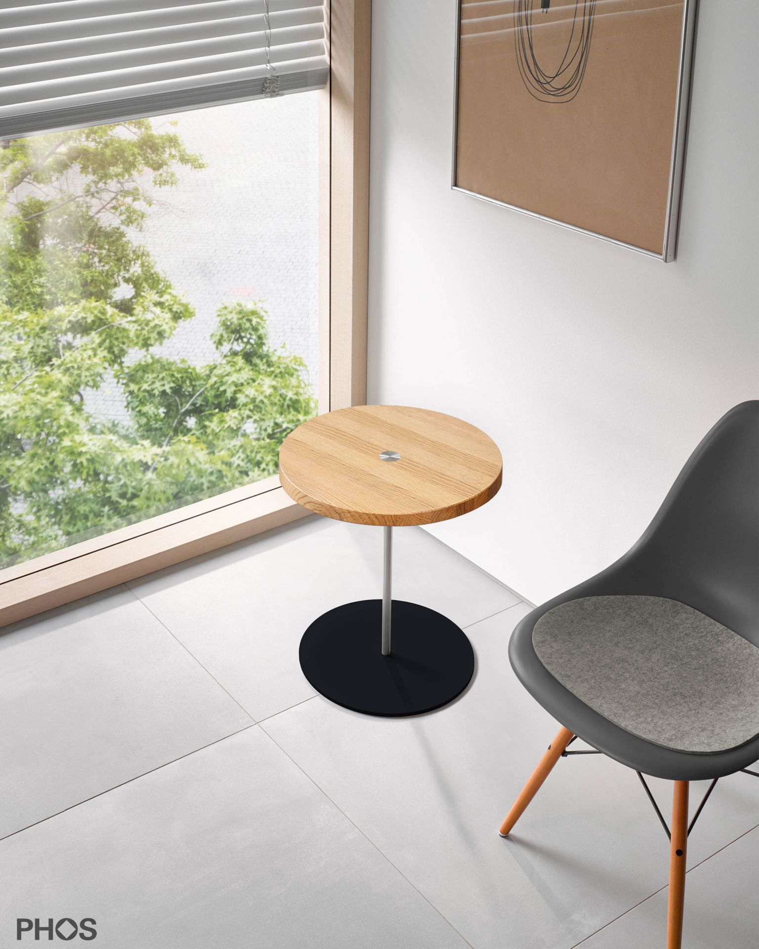 BT400-Eiche-BPS Приставной столик, высота 40 см, столешница из дуба, основание черное PHOS  - Вид №1