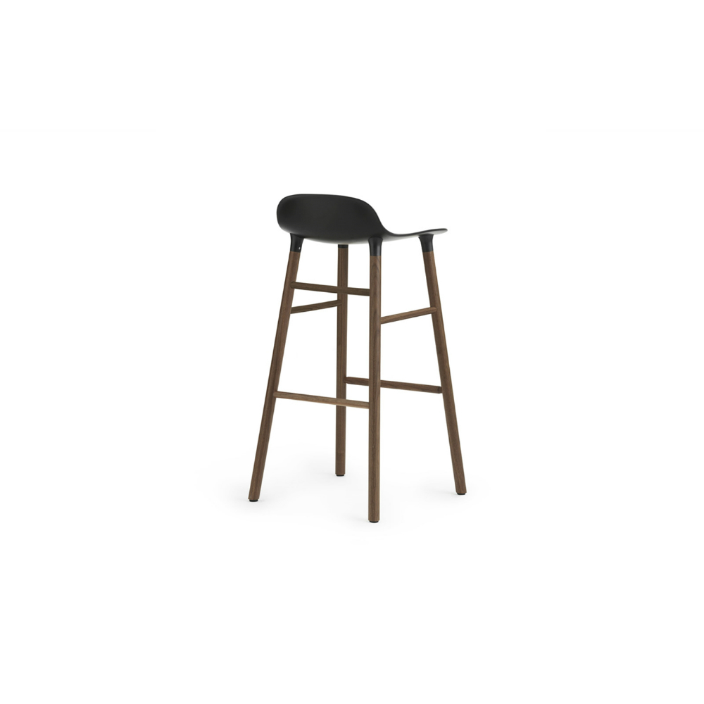 Барный стул Form с ножками из ореха 75 см, черный Normann Copenhagen 602806 - Вид №1