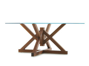 Квадратный обеденный стол из дерева и стекла