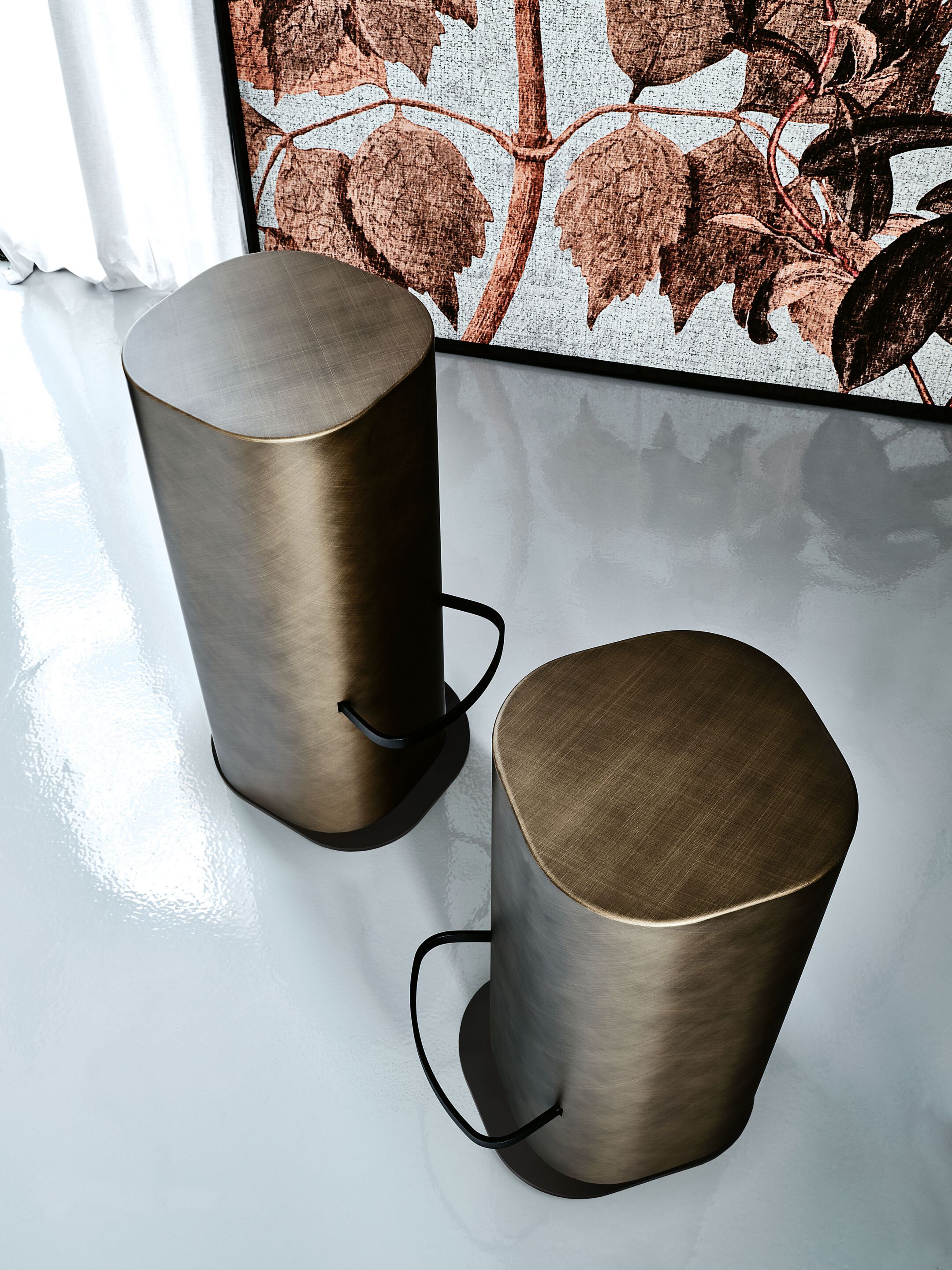 Стальной табурет с подставкой для ног Cattelan italia Панчо ARCH-00102775 - Вид №1