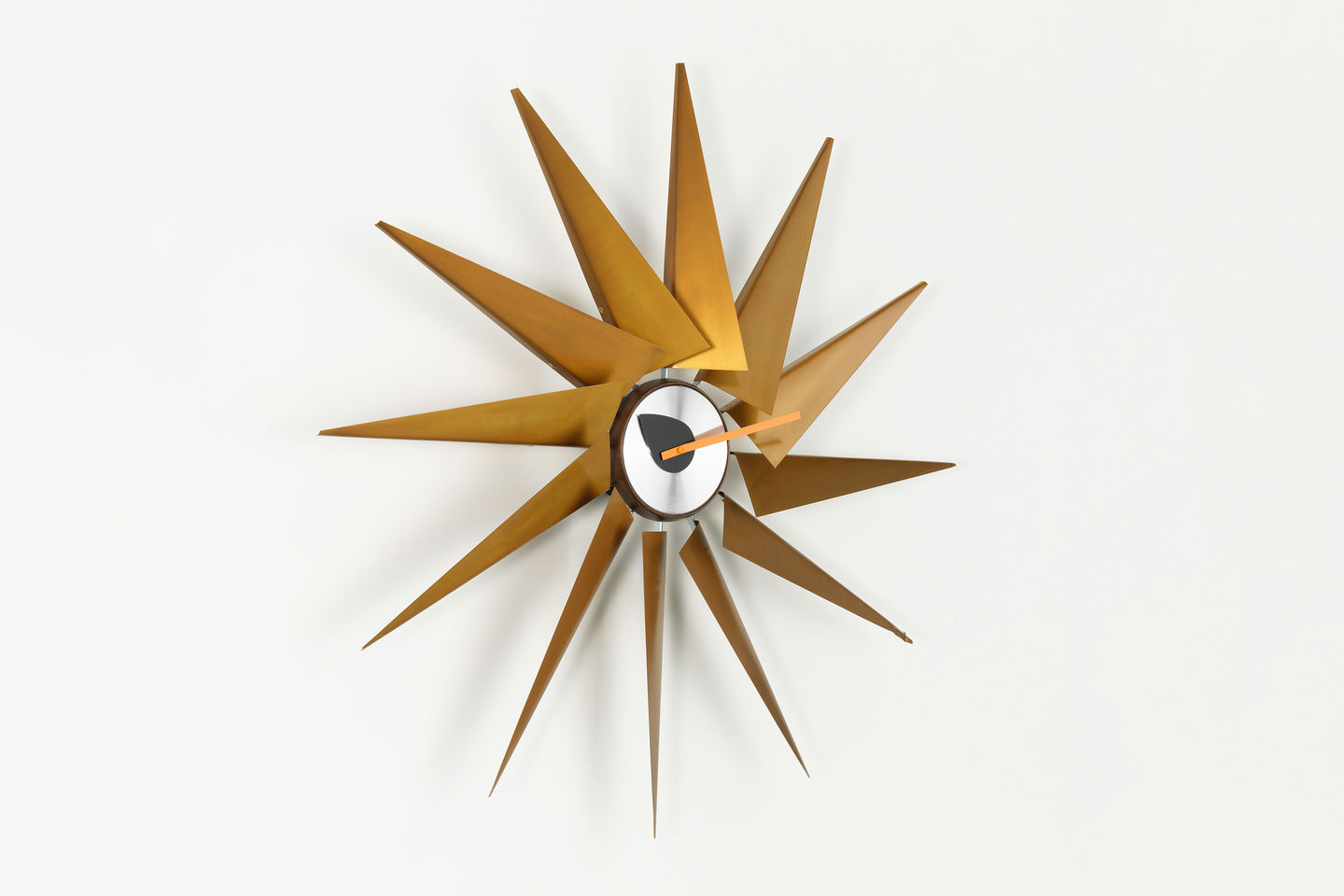 VITRA Настенные часы - Турбинные часы George Nelson, 1948-1960 Vitraglobal sun-id-1986648 - Вид №1