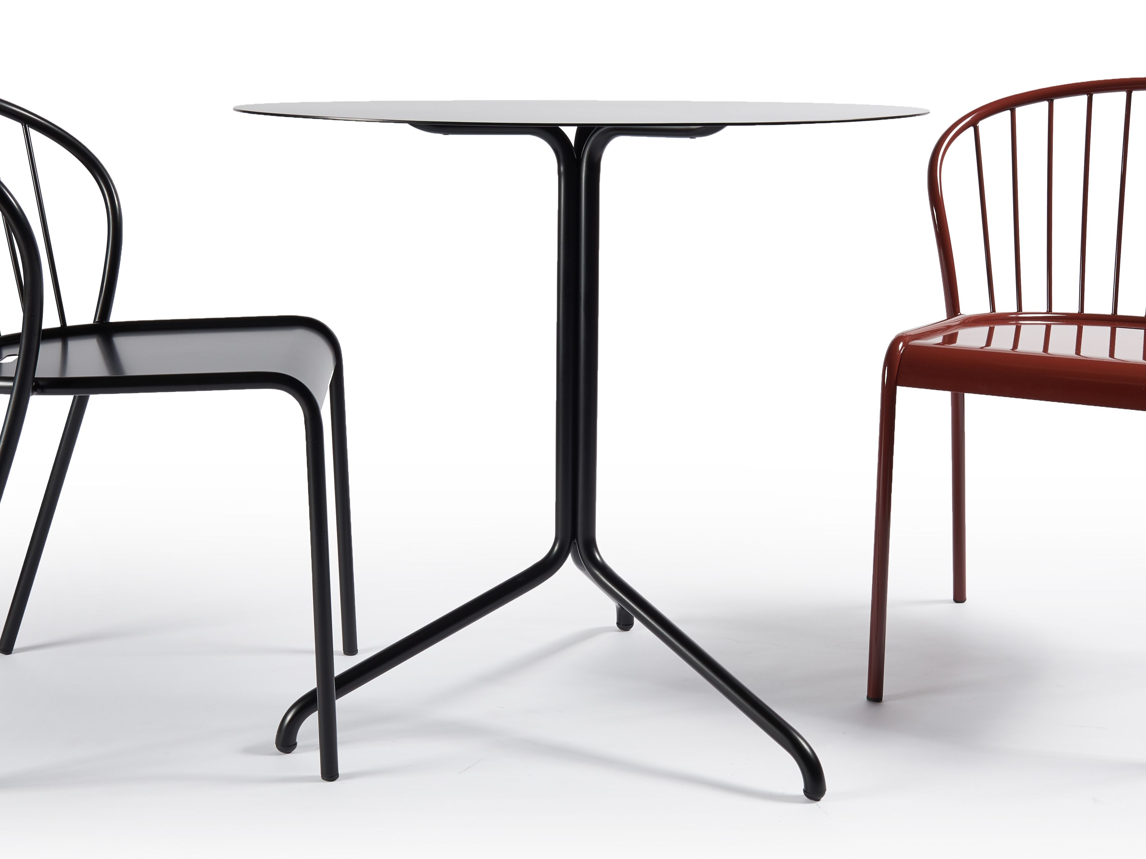 Круглый металлический садовый стол Atipico Cannet ARCH-00044535 - Вид №1