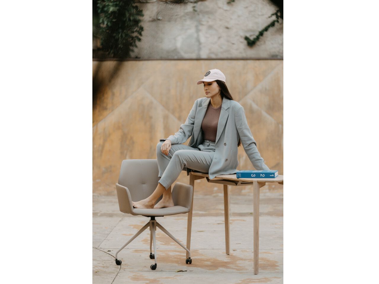 Тканевый поворотный стул с колесами Mobitec Moods ARCH-00045659 - Вид №5