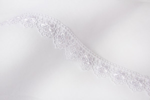 3169 Гипюр 33 мм в пакете Турция белый Gamma