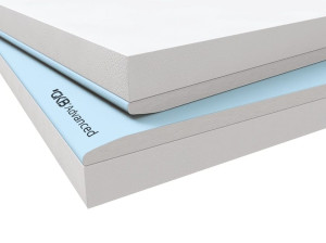 Плита с изоляционной плитой из пенополистирола