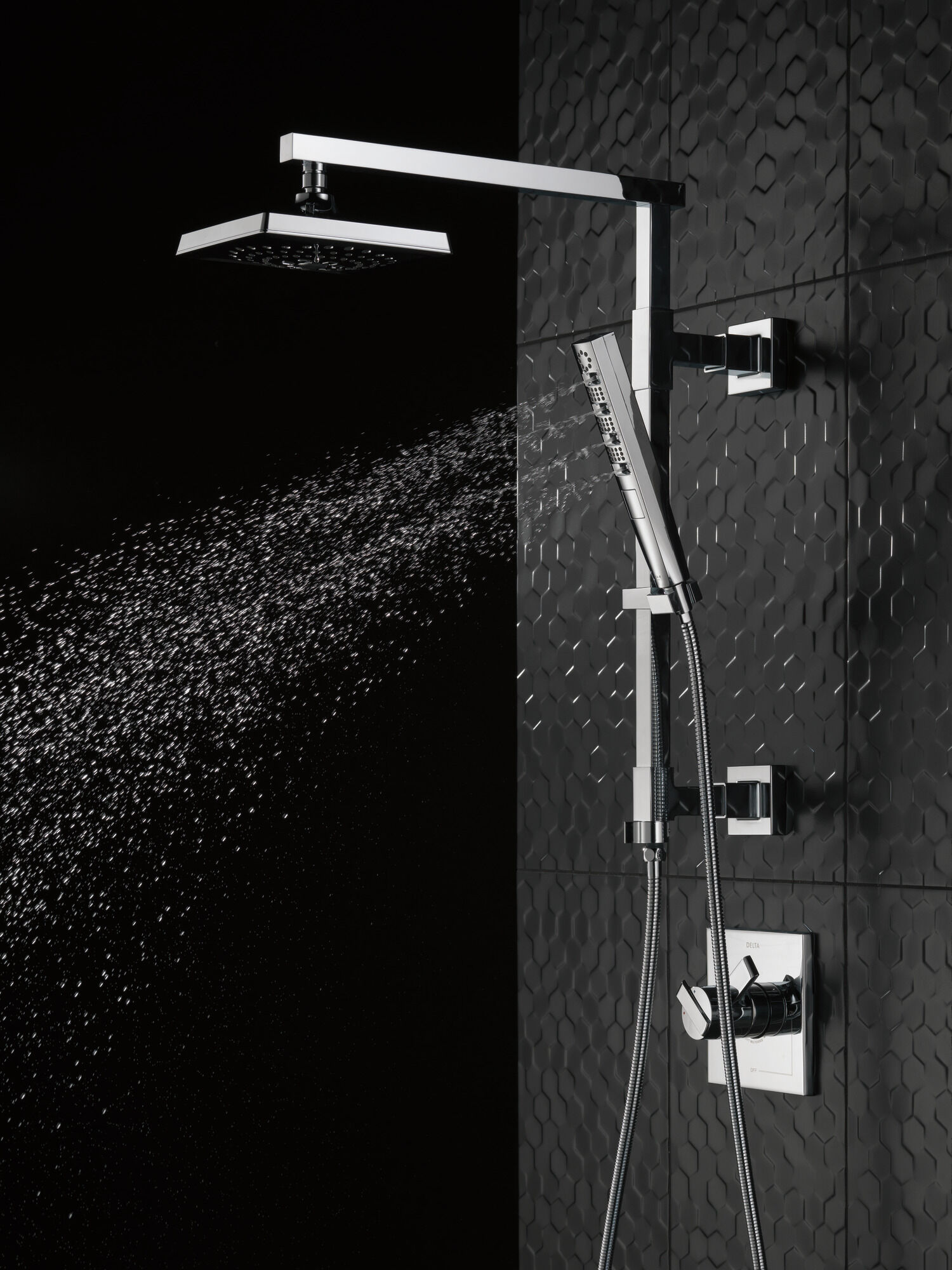 U495D-CZ60-PK Шланг для ручного душа 60–80 дюймов Delta Faucet Universal Showering Шампанское бронза  - Вид №12