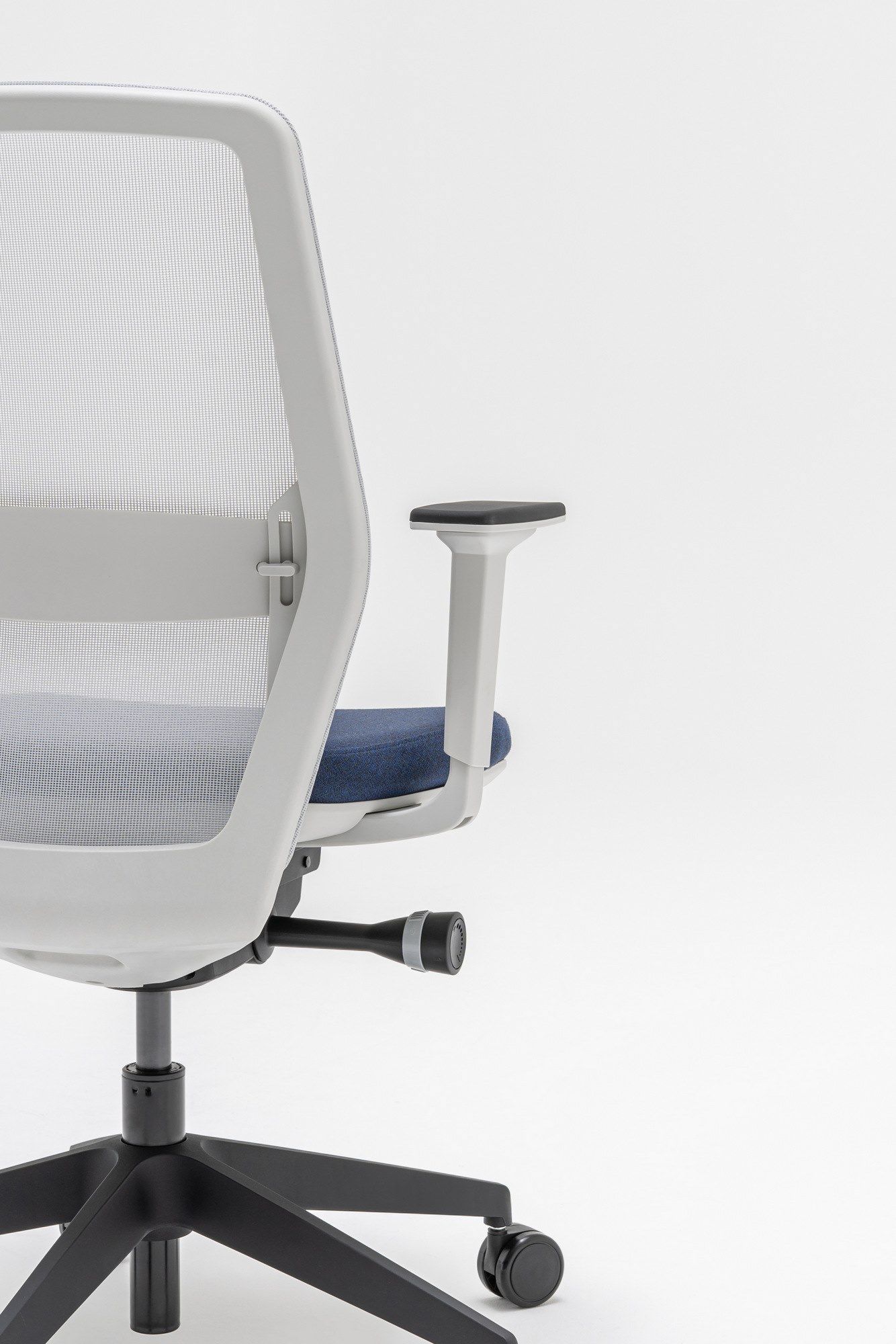 5 спиц подлокотник ткань поворотный операционный стул офис MDD EVO ARCH-00106352 - Вид №1