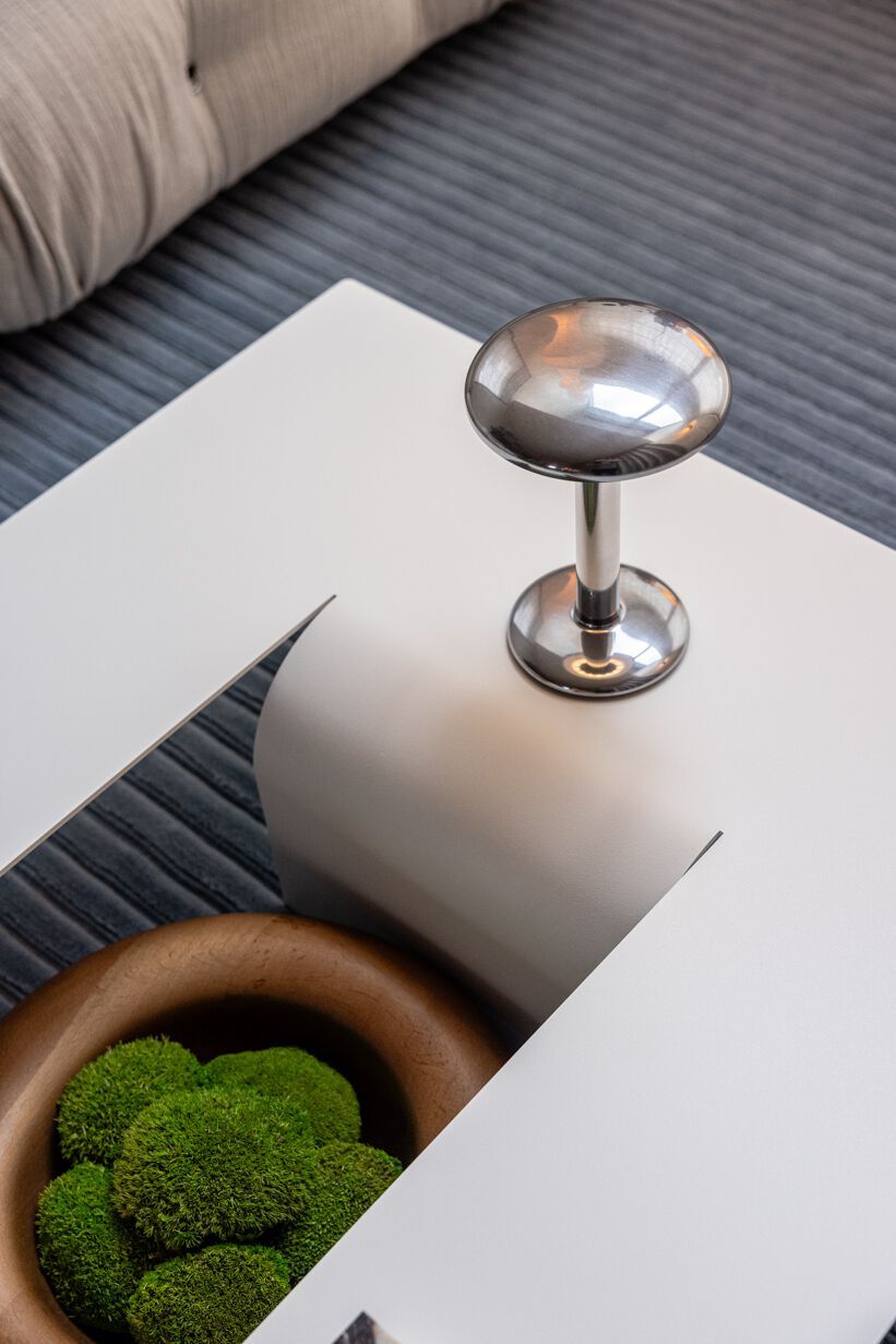 Низкий журнальный столик из листового металла Metallbude CUT ARCH-00111188 - Вид №30