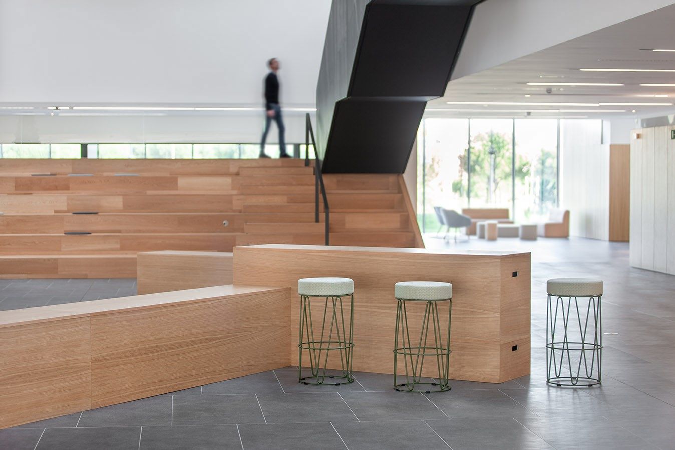 Стальной высокий садовый стул iSimar Lagarto ARCH-00051225 - Вид №2