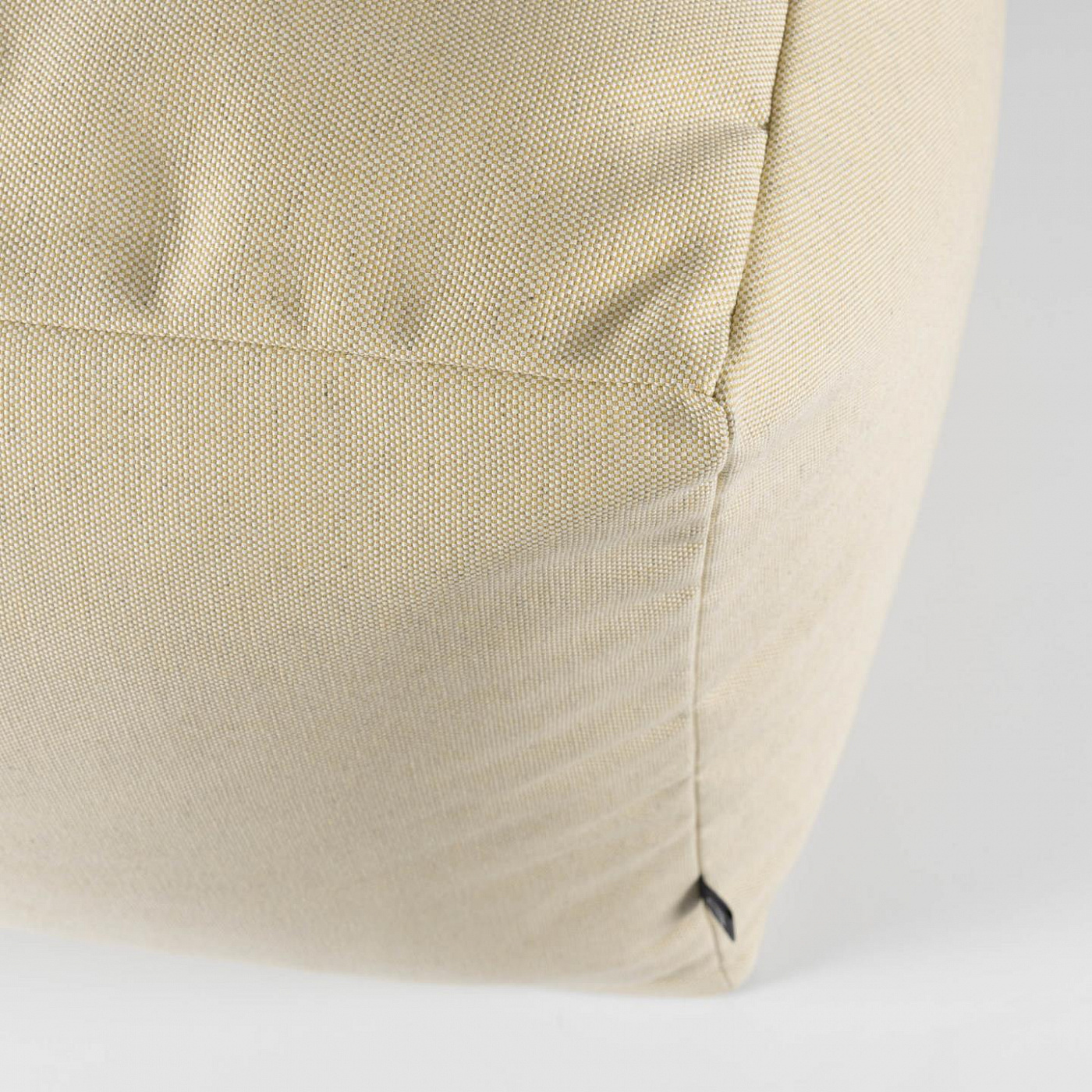 082594 Пуф квадратный бежевый La Forma Nedra  - Вид №1