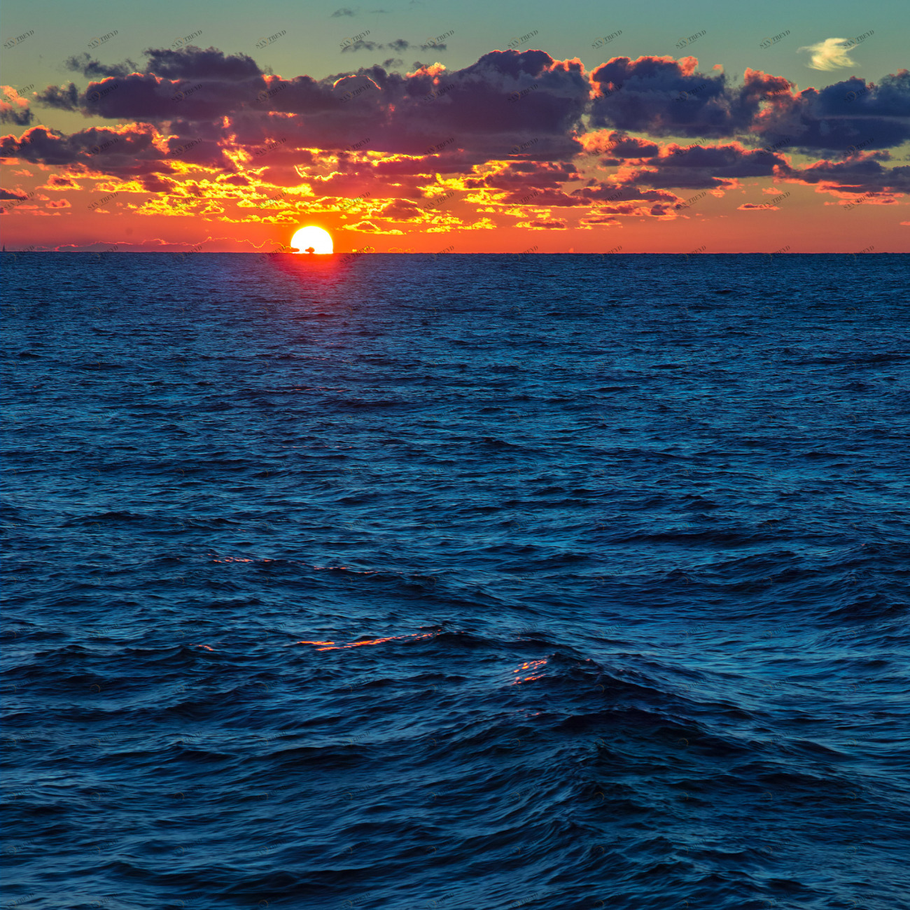 Фотокартина 125х125 см "Закат" PANKOVSKY STUDIO ПЛАСТИФИКАЦИЯ 015873 Оранжевый;синий 