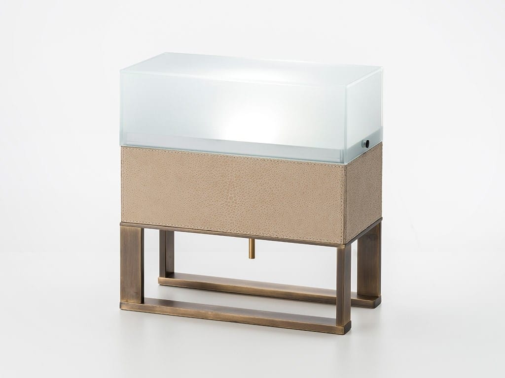 Кожаная светодиодная настольная лампа OAK Милан ARCH-00104253 - Вид №4