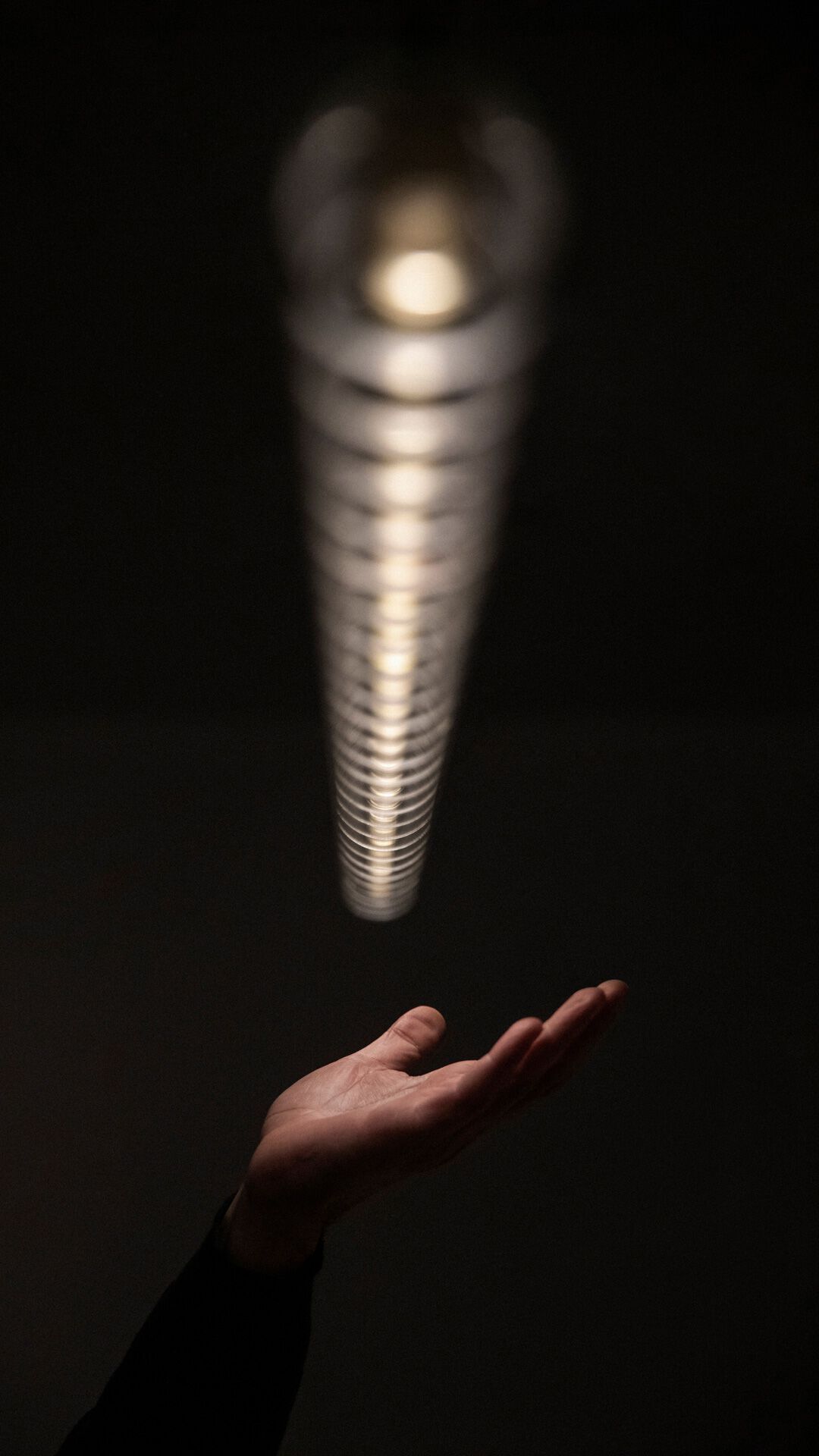 Алюминиевый и стеклянный подвесной светильник Arkoslight Loop ARCH-00090027 - Вид №6