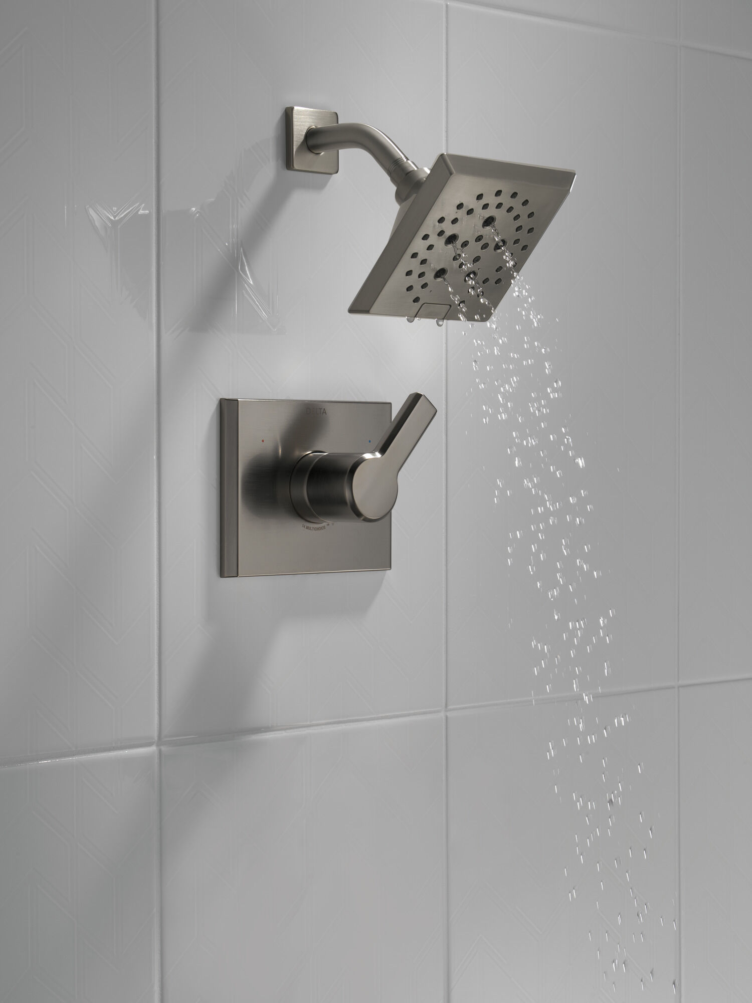 T14299-KS Накладка для душа Monitor® 14 серии H2Okinetic® Delta Faucet Pivotal Черный нержавеющий  - Вид №7