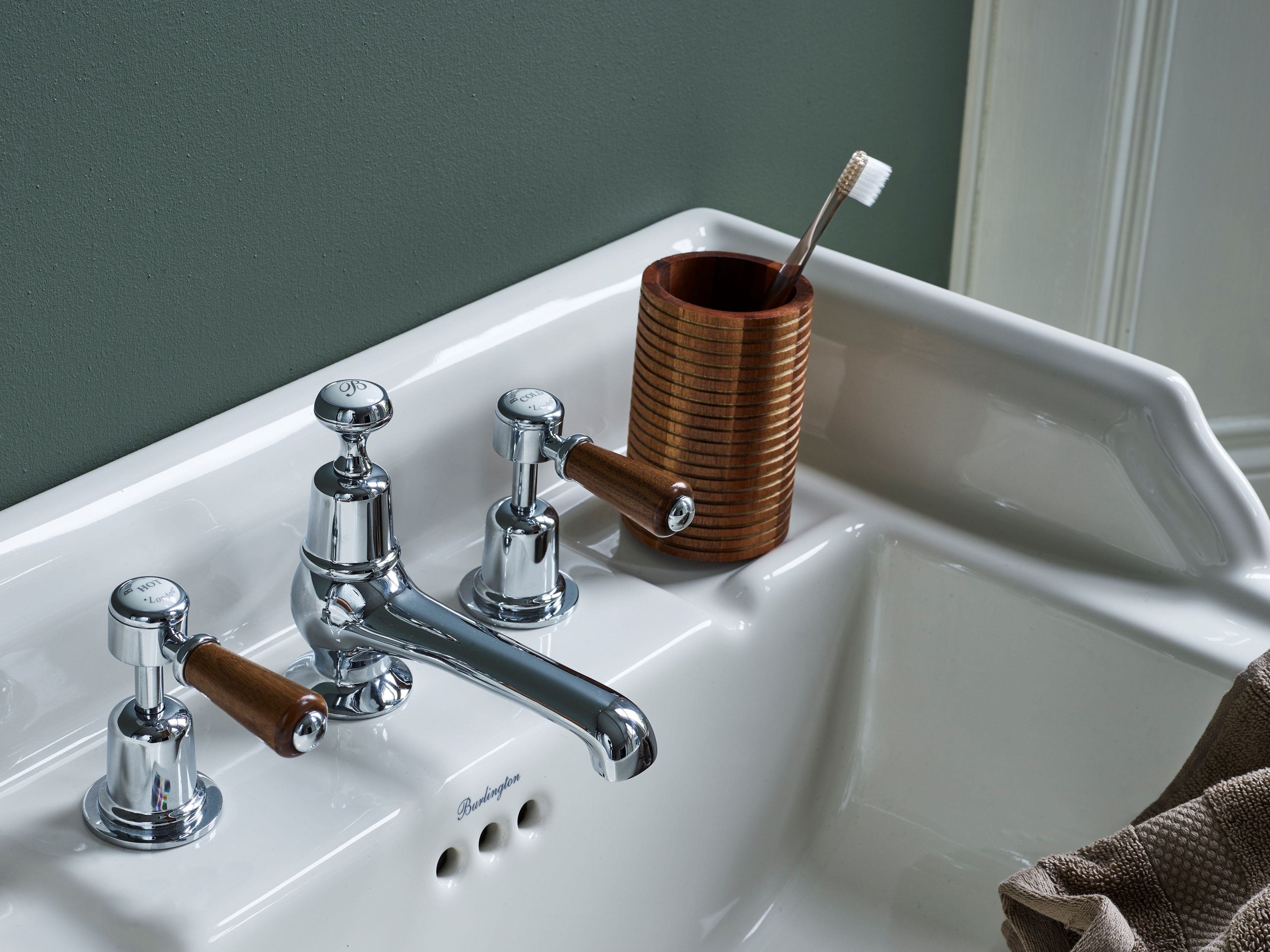 Смеситель для раковины с 3 отверстиями Burlington KENSINGTON ARCH-00150125 - Вид №4