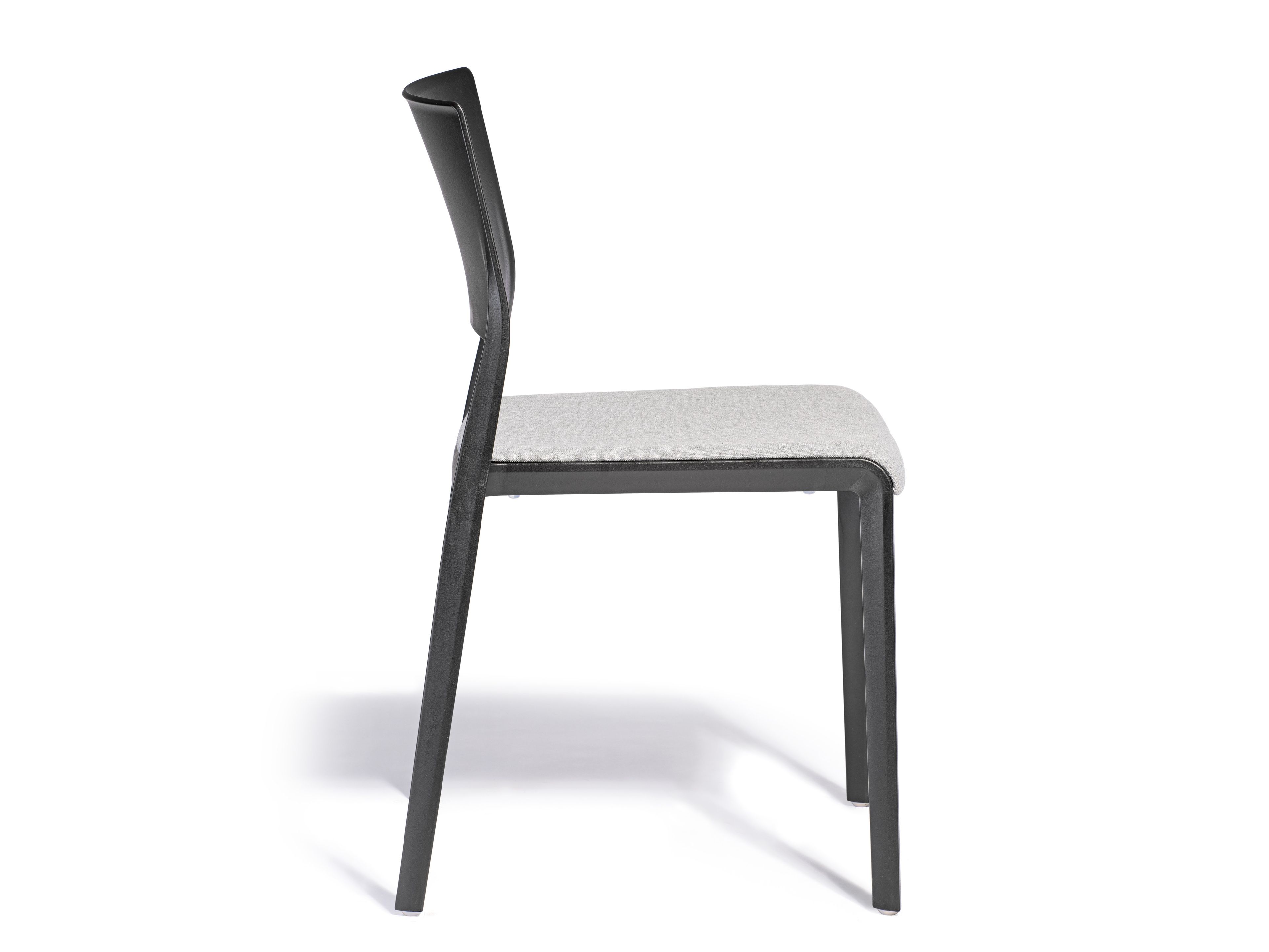 Штабелируемый стул из инженерного пластика с мягким сиденьем GABER LILIBET ARCH-00044042 - Вид №1