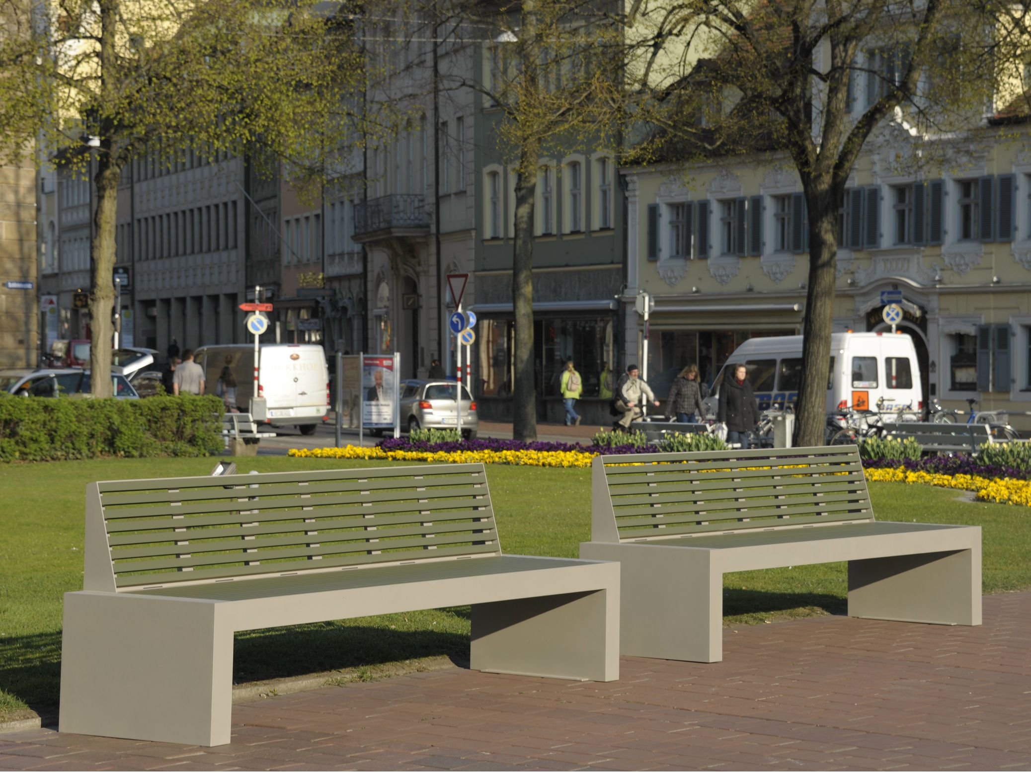 Скамейка из нержавеющей стали и ПЭТ со спинкой BENKERT BANKE Comfony ARCH-00024091 - Вид №1