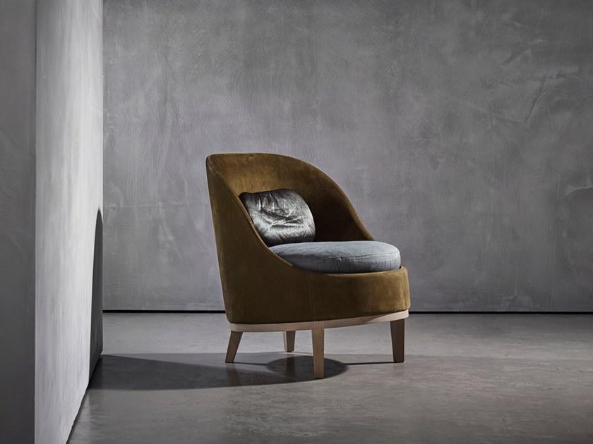 Piet Boon Кресло из ткани с огнестойкой набивкой Belle Pbc 02.02.00. - Вид №3