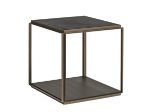 Квадратный металлический журнальный столик