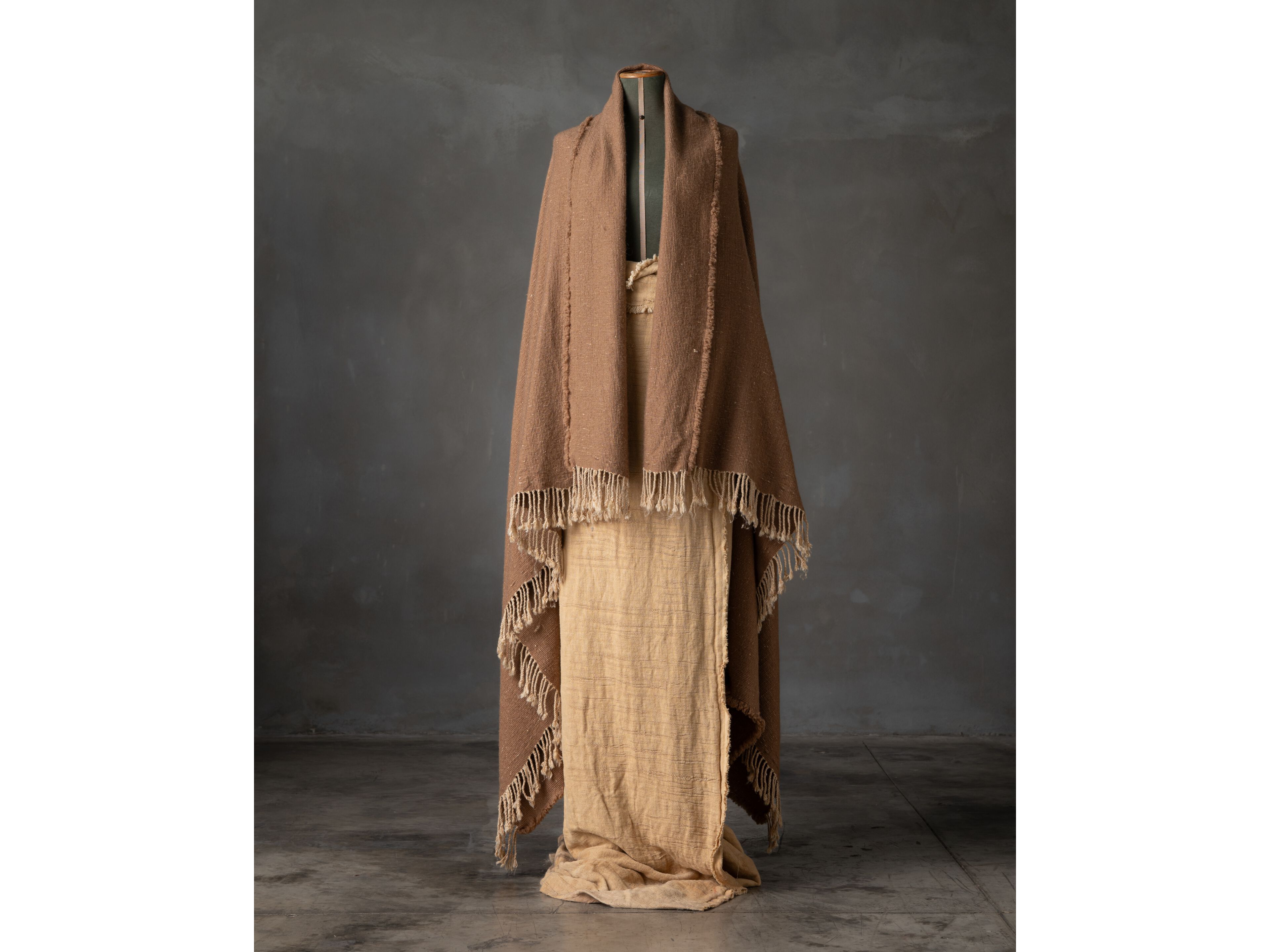 Верблюжий и шелковый плед The House of Lyria DESEADO.D1 ARCH-00150698