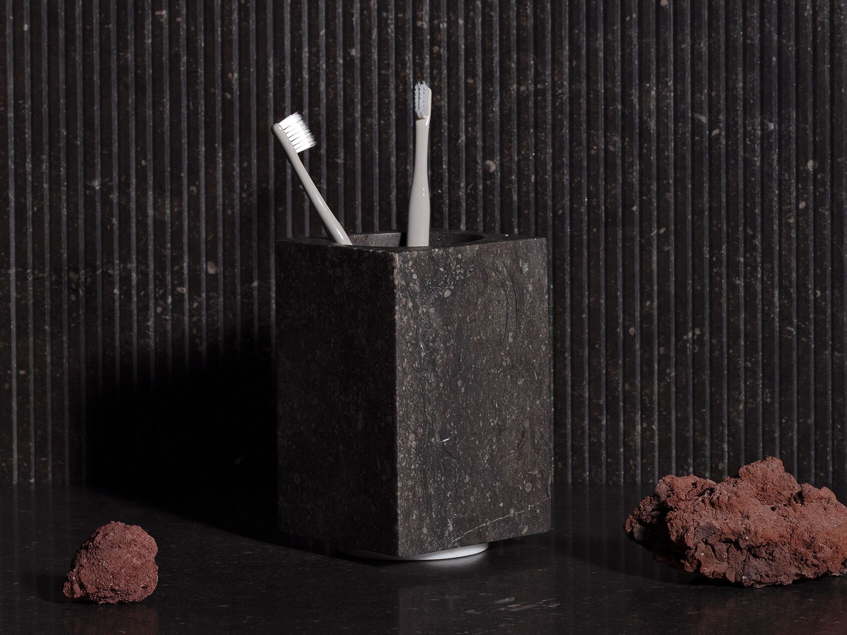 Подставка для зубных щеток из мрамора LUCE DI CARRARA элемент ARCH-00130202