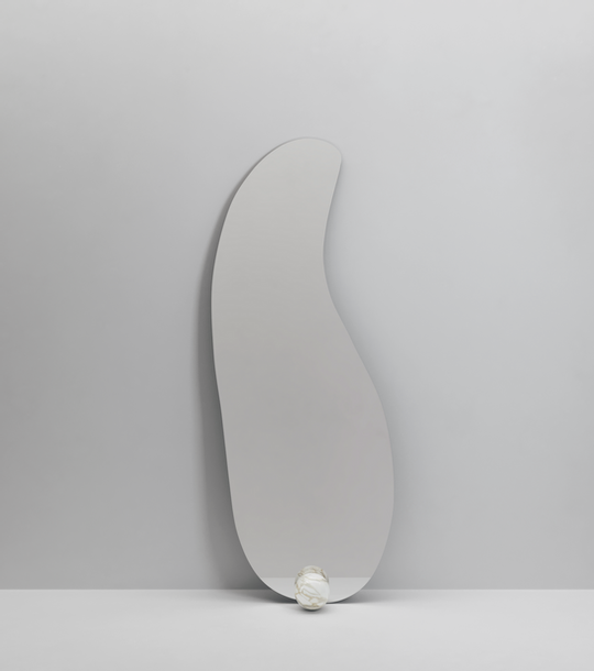 Secolo 1931 Приставное зеркало обшитое лакированным матовым/глянцевым деревом с мраморным основанием Standard  - Вид №1