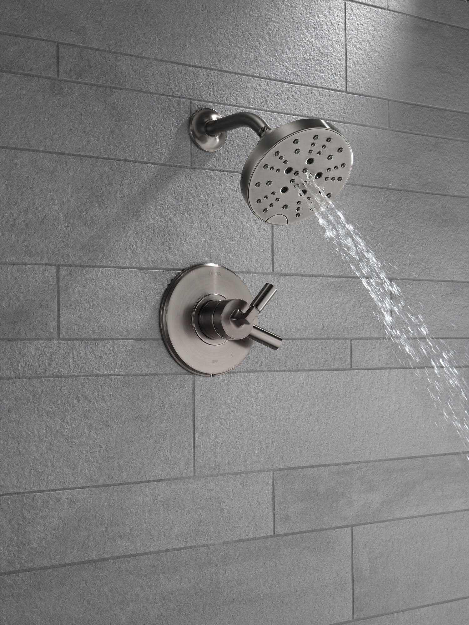 T17248-KS Накладка для душа Monitor® 17 серии H2Okinetic® Delta Faucet Bowery Черный нержавеющий - Вид №5