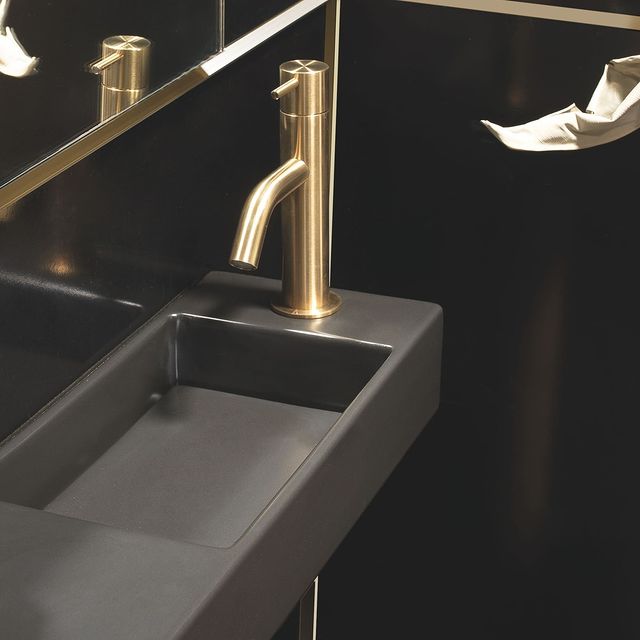 ONE001GDS Смеситель для раковины Linki ONE, Золото сатиновая сталь - Вид №1