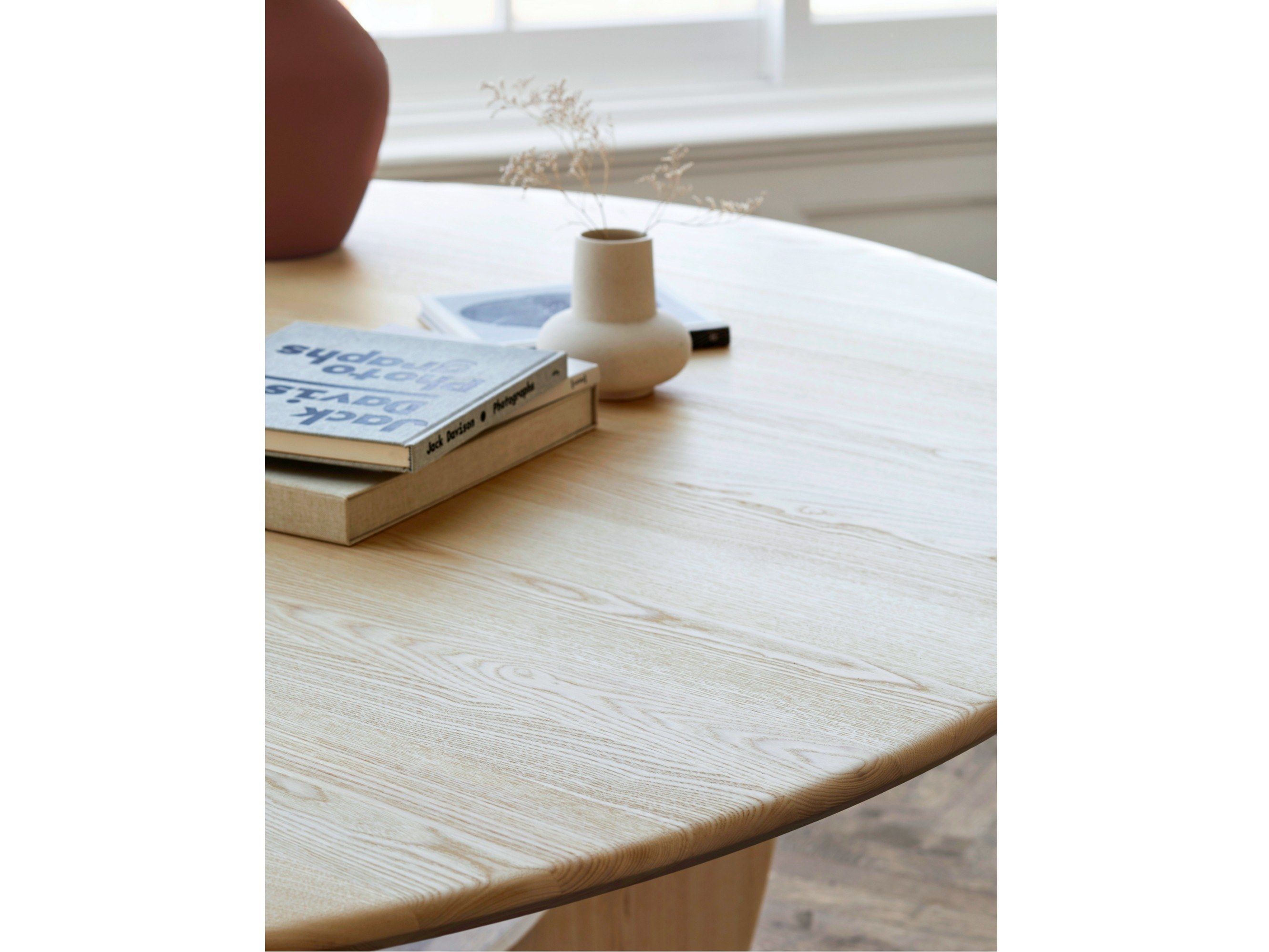 Круглый деревянный обеденный стол для гостиной more Cala ARCH-00096746 - Вид №1