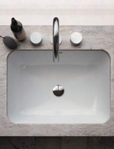 Смеситель для раковины с 3 отверстиями с поворотным горлышком