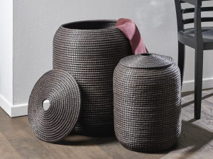 Корзина из растительных волокон