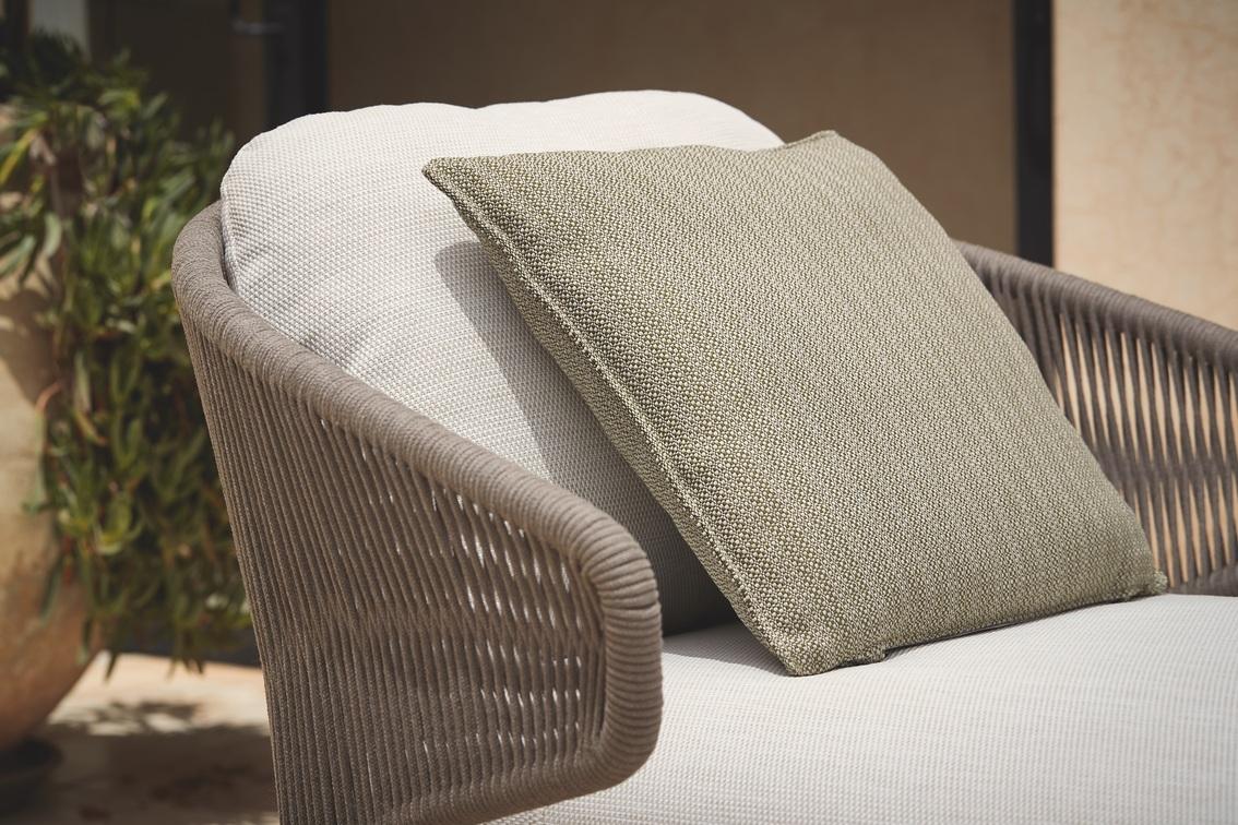 Шезлонг лава серебро Manutti Radius MNST743 - Вид №1