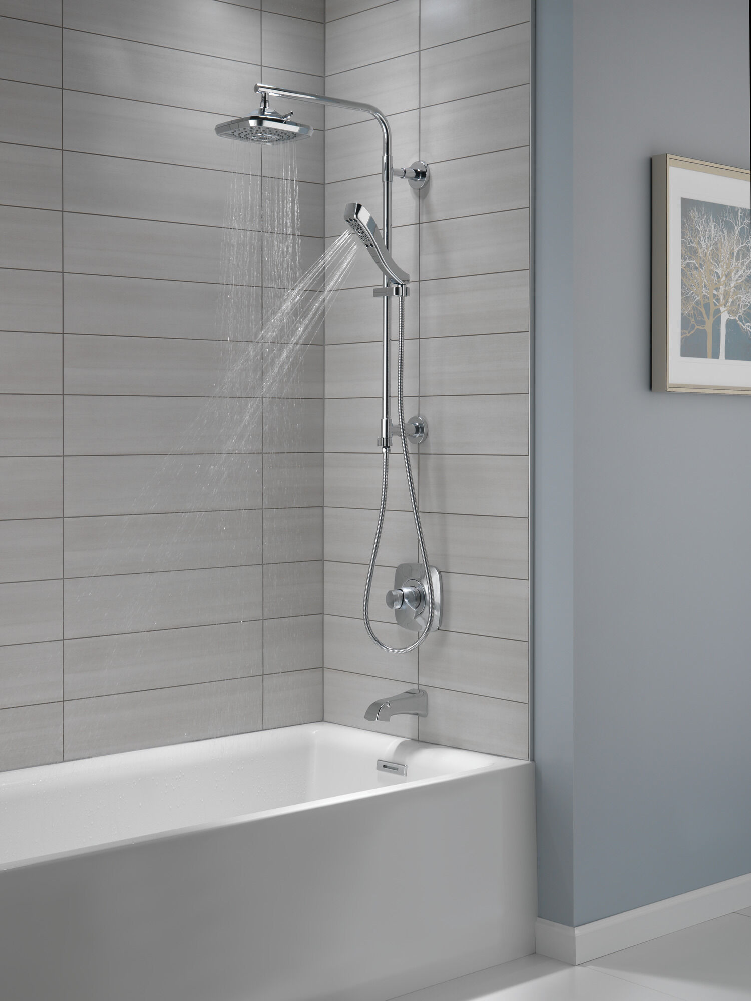 52690 H2Okinetic® 3-х позиционная душевая лейка Raincan Delta Faucet Universal Showering Хром  - Вид №9